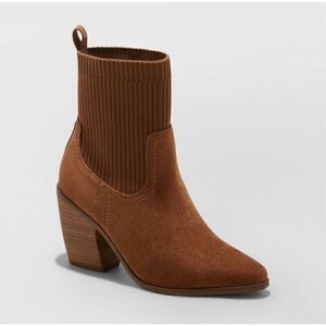 NWT Universal Thread Kinley Ankle Boots Cognac 11